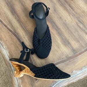 ❤️ Karvings Wood Craved Wedges ❤️